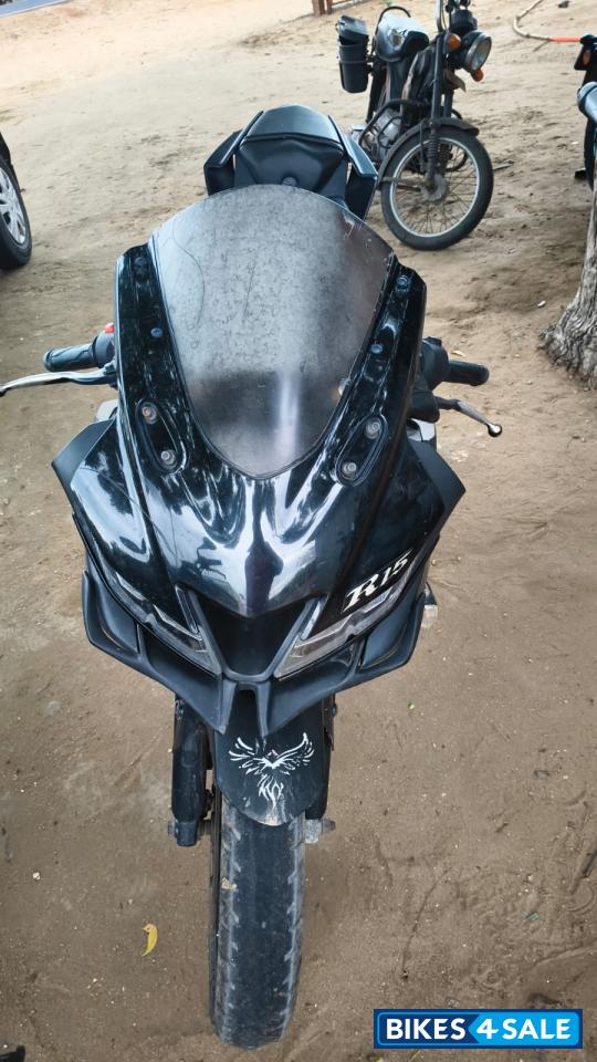 Black Yamaha YZF R15 V3 BS6