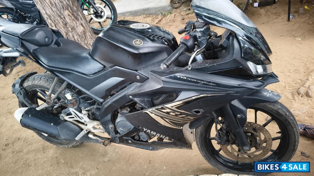 Black Yamaha YZF R15 V3 BS6