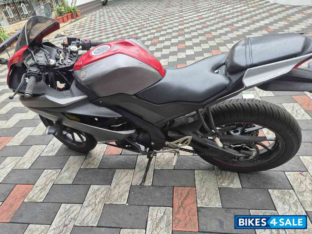 Red Yamaha YZF R15 V3