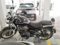 Black Royal Enfield Thunderbird 350