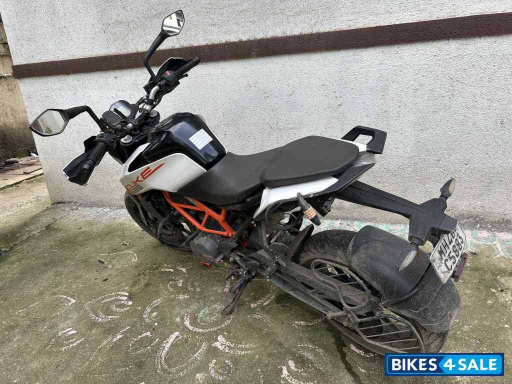 KTM Duke 125
