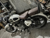 Royal Enfield Classic 350 2016 Model