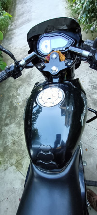 Black Bajaj Pulsar 180 DTSi