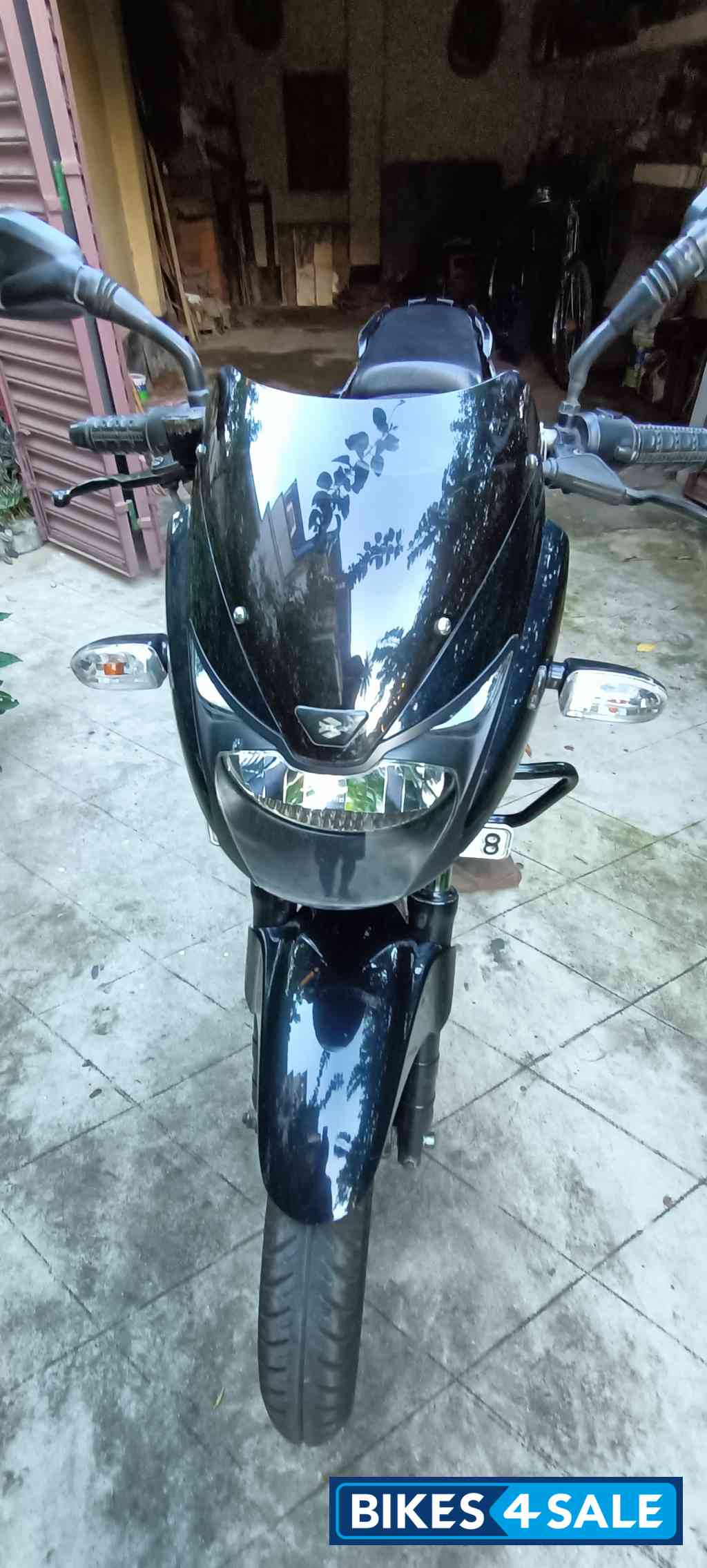 Black Bajaj Pulsar 180 DTSi