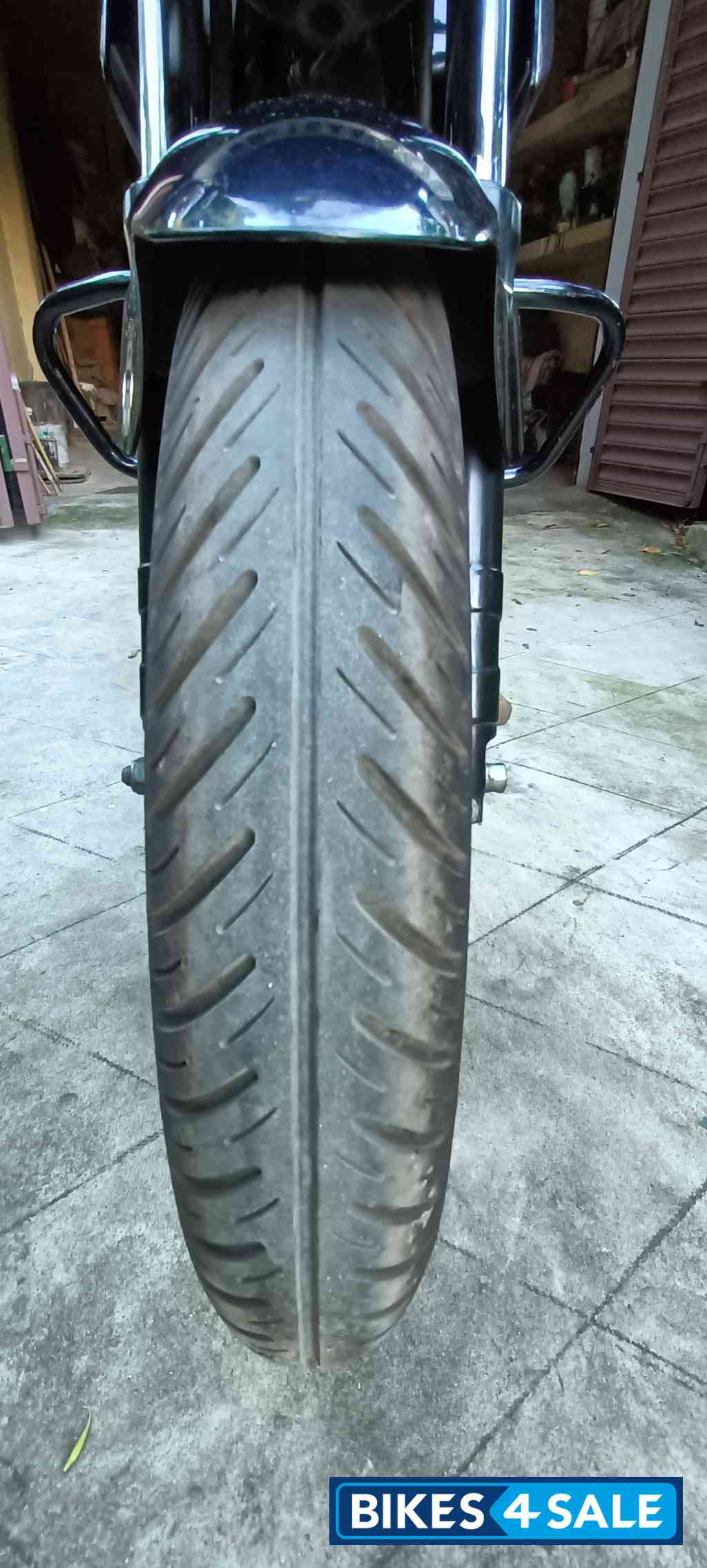 Black Bajaj Pulsar 180 DTSi