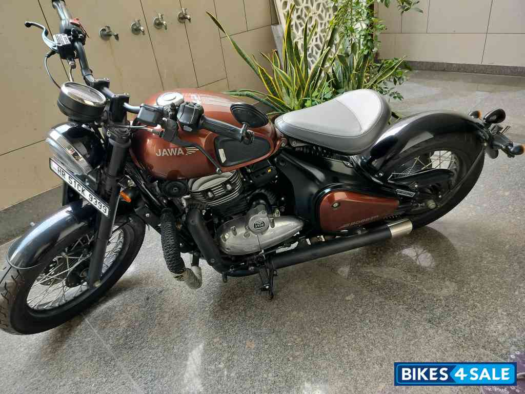 Jawa 42 Bobber Red Sheen