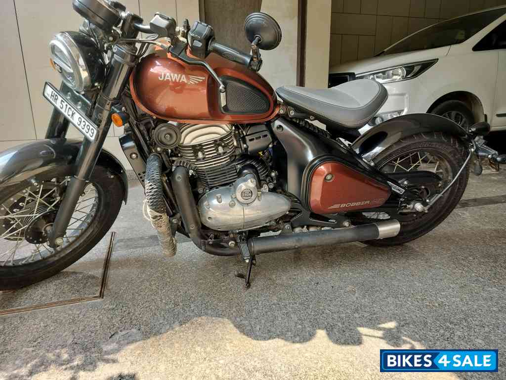 Jawa 42 Bobber Red Sheen
