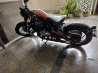 Jawa 42 Bobber Red Sheen