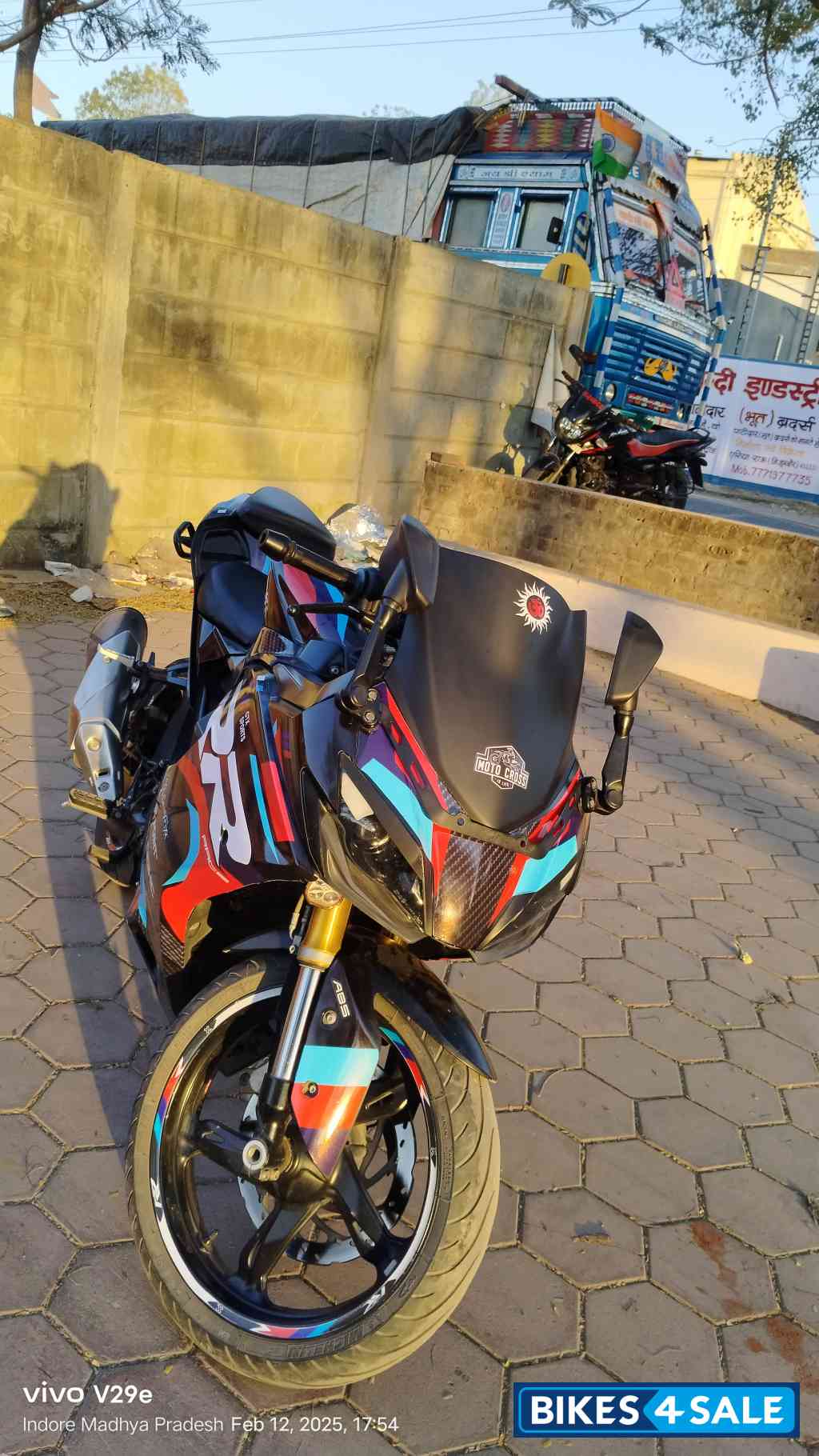 Black TVS Apache RR 310