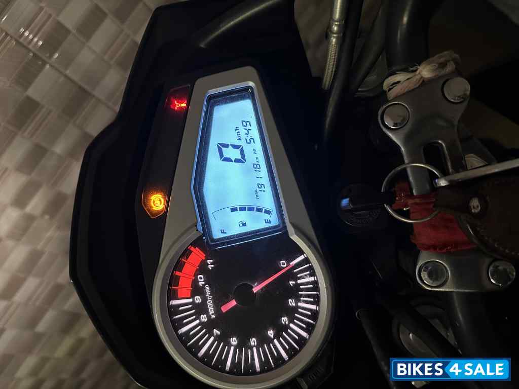 Red Black Hero Xtreme 200R