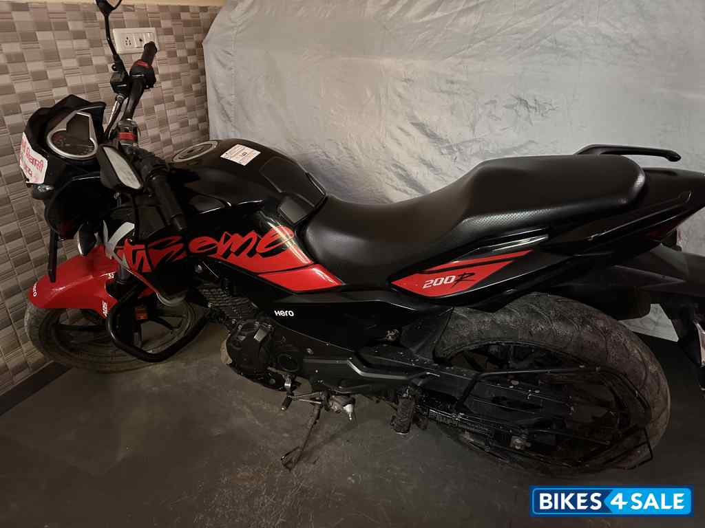 Red Black Hero Xtreme 200R