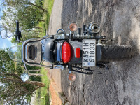 Bajaj Avenger Cruise 220