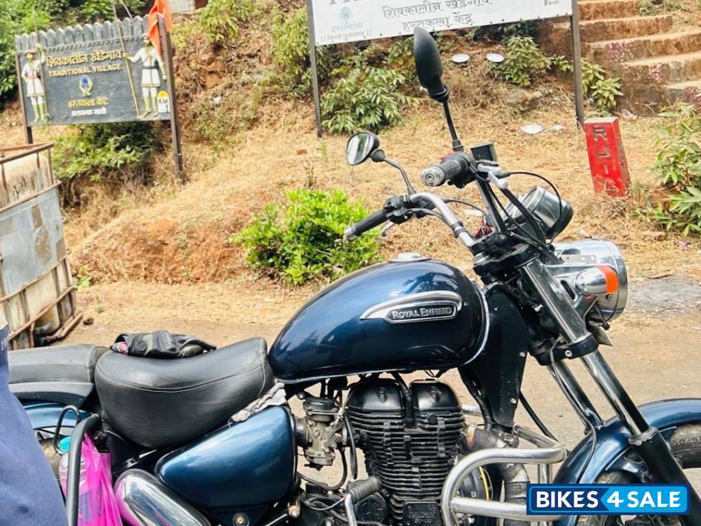 Blue Royal Enfield Thunderbird 500