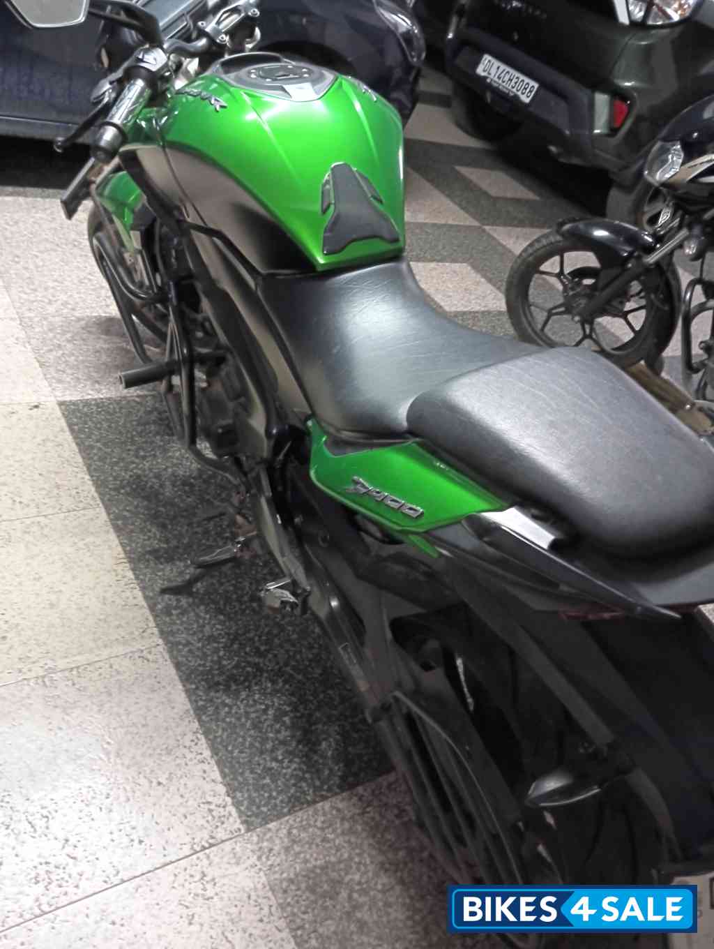 Bajaj Dominar 400 Disc
