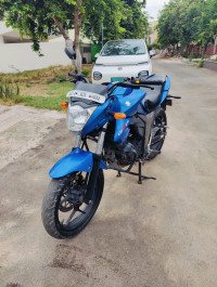 Blue Suzuki Gixxer 150