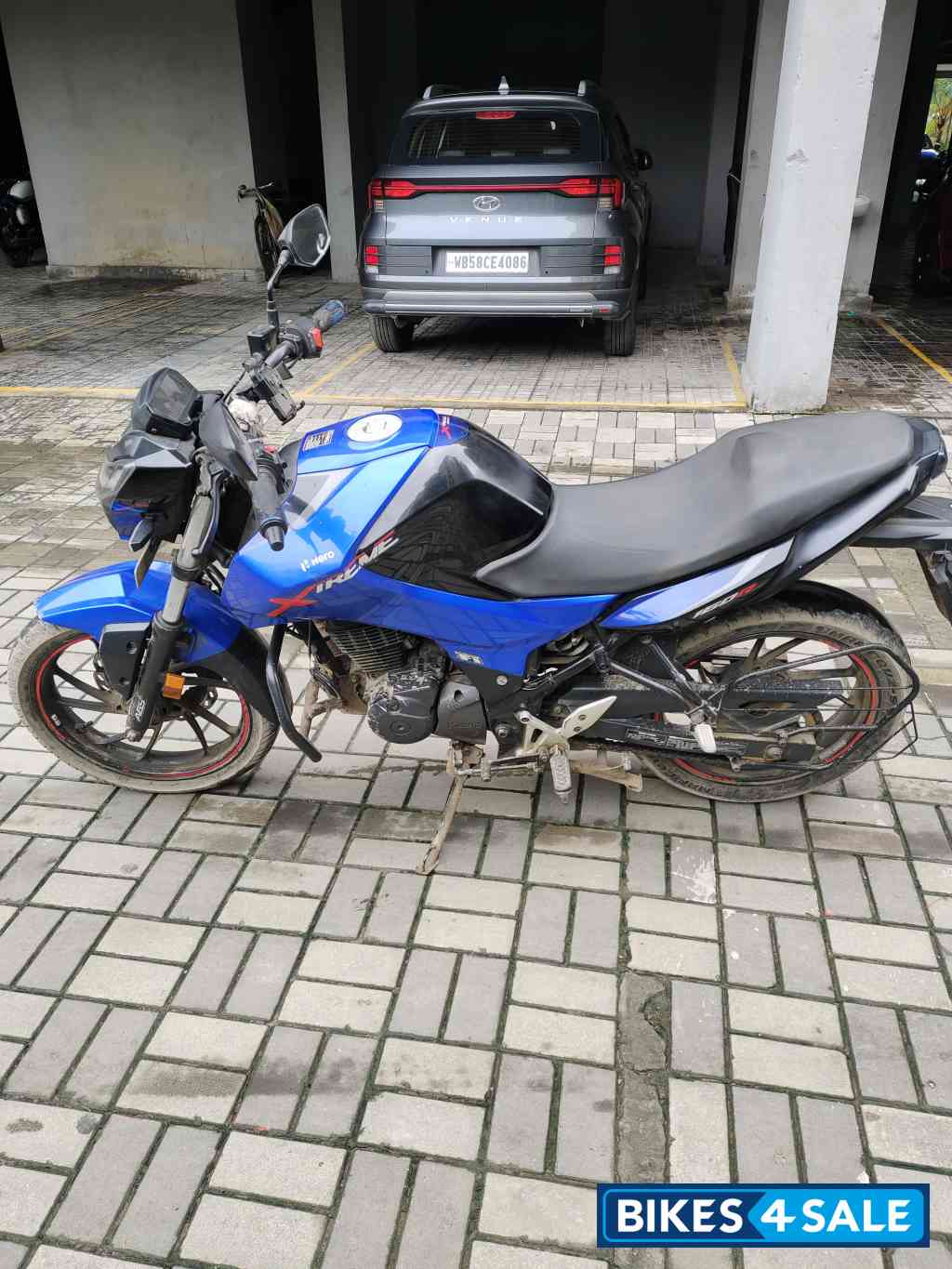 Blue Hero Xtreme 160R