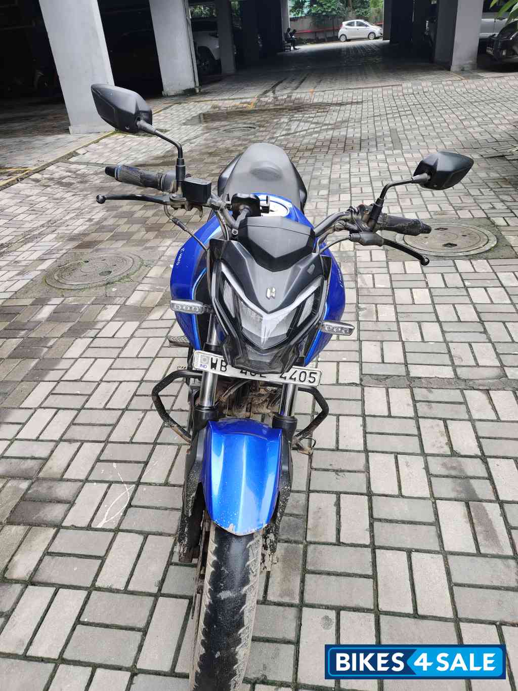 Blue Hero Xtreme 160R