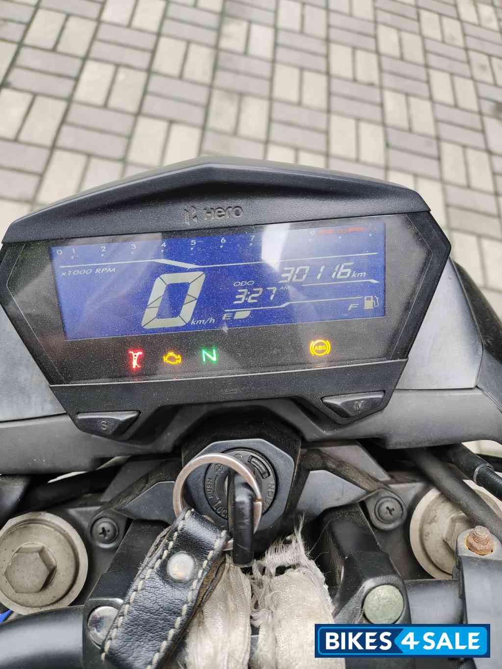 Blue Hero Xtreme 160R