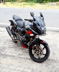 Black And Red Bajaj Pulsar 220F BS6