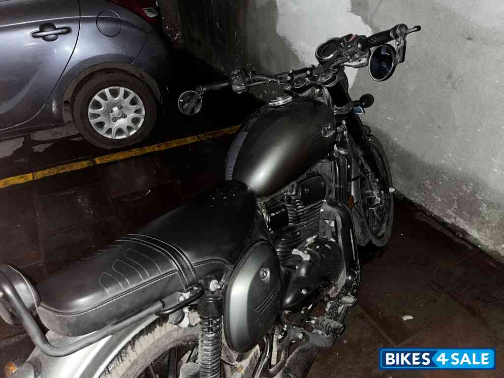 Cosmic Carbon Jawa 42 Dual Channel ABS Cosmic Carbon