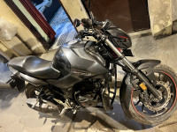 Black Hero Xtreme 160R Stealth Edition