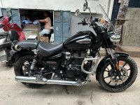 Black Royal Enfield Meteor 350 Stellar