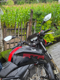 TVS Apache RTR 200 4V Race Edition 2.0