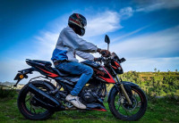 TVS Apache RTR 200 4V Race Edition 2.0