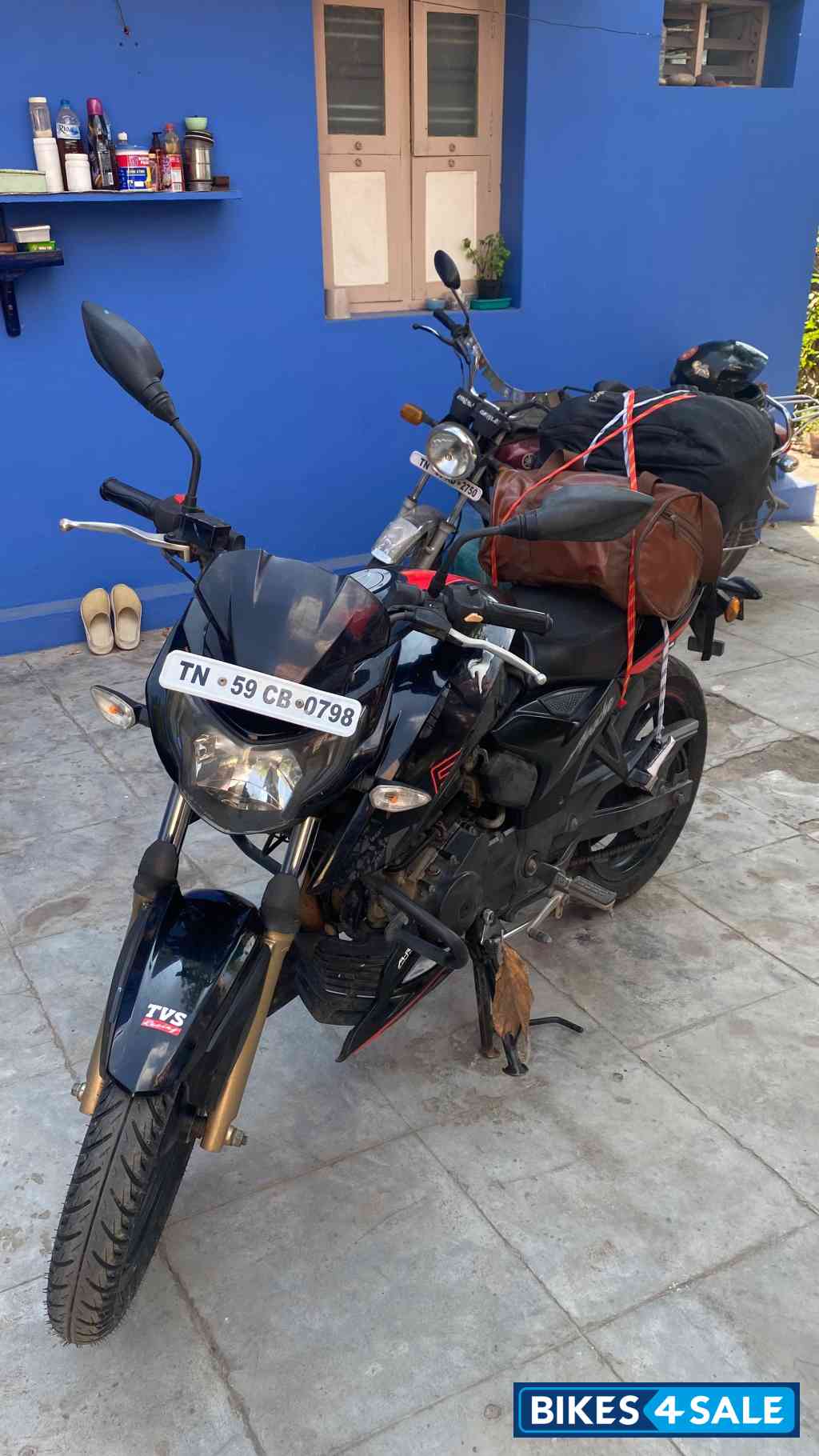 TVS Apache RTR 200 4V Race Edition 2.0