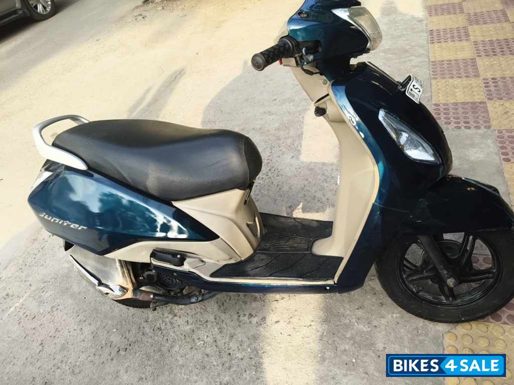TVS Jupiter Grande