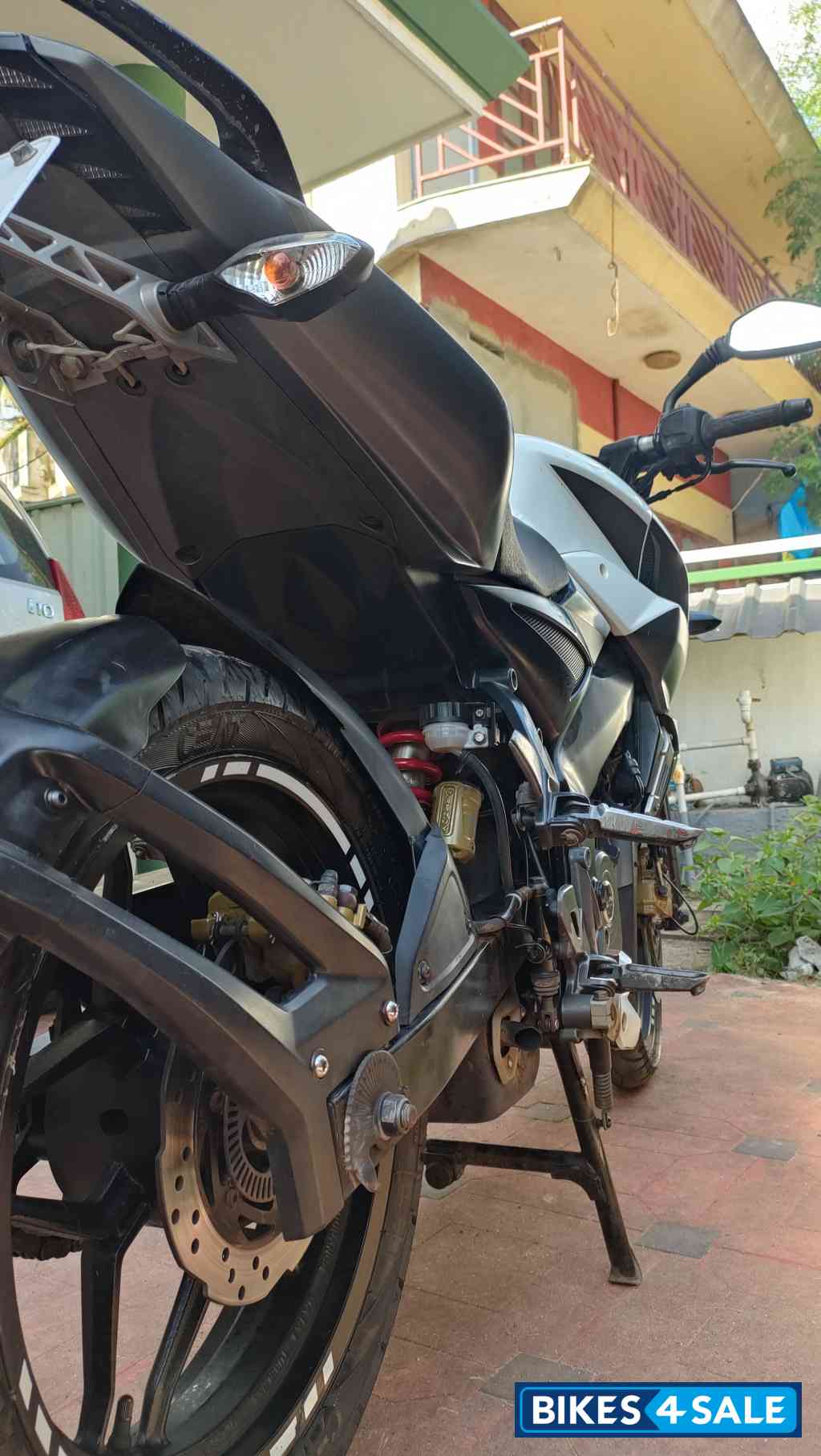 Bajaj Pulsar 200 NS ABS