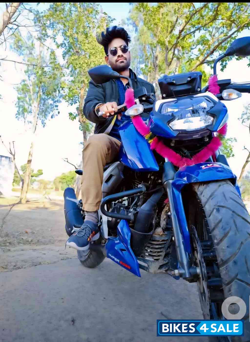 Blue TVS Apache RTR 160 4V BS6