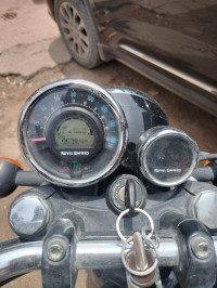 Stellar Black Royal Enfield Meteor 350