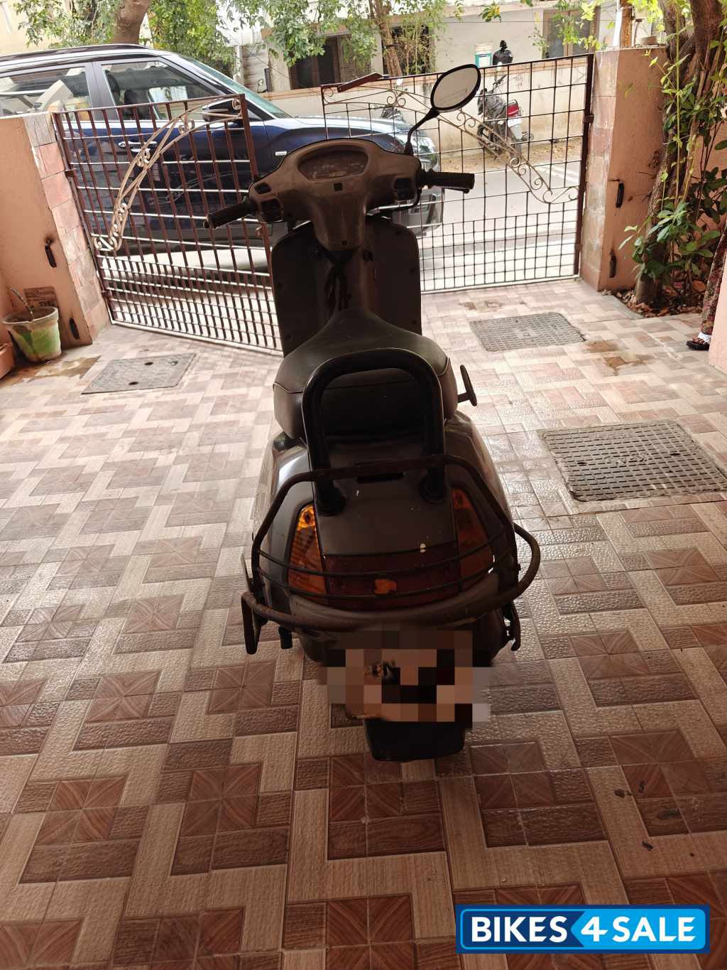 Grey Honda Activa