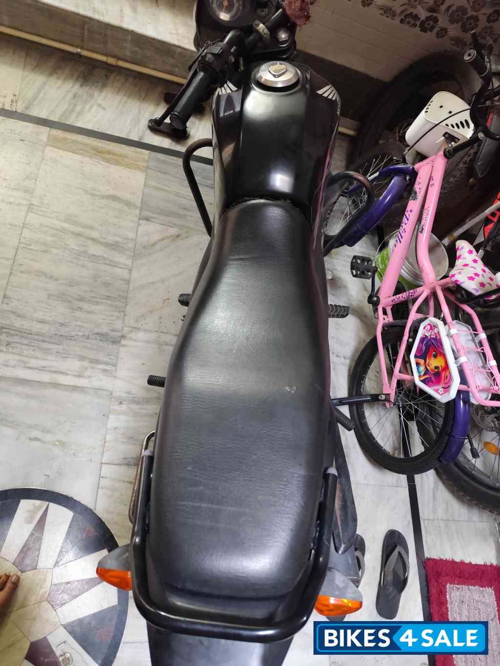 Black Honda CD 110 Dream DX