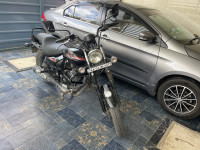 Bajaj Avenger Street 220