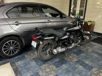 Bajaj Avenger Street 220