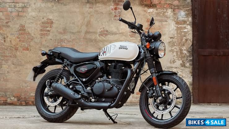 Depar White Royal Enfield Hunter 350 Retro