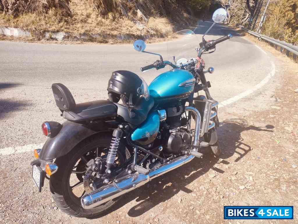 Royal Enfield Meteor 350 Supernova