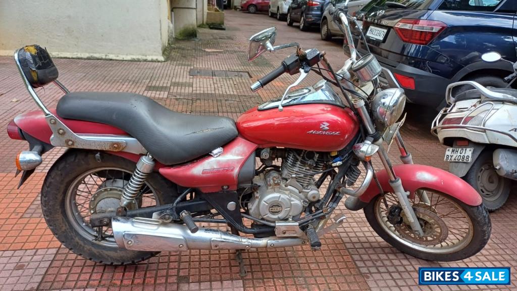Bajaj Avenger 220 DTS-i