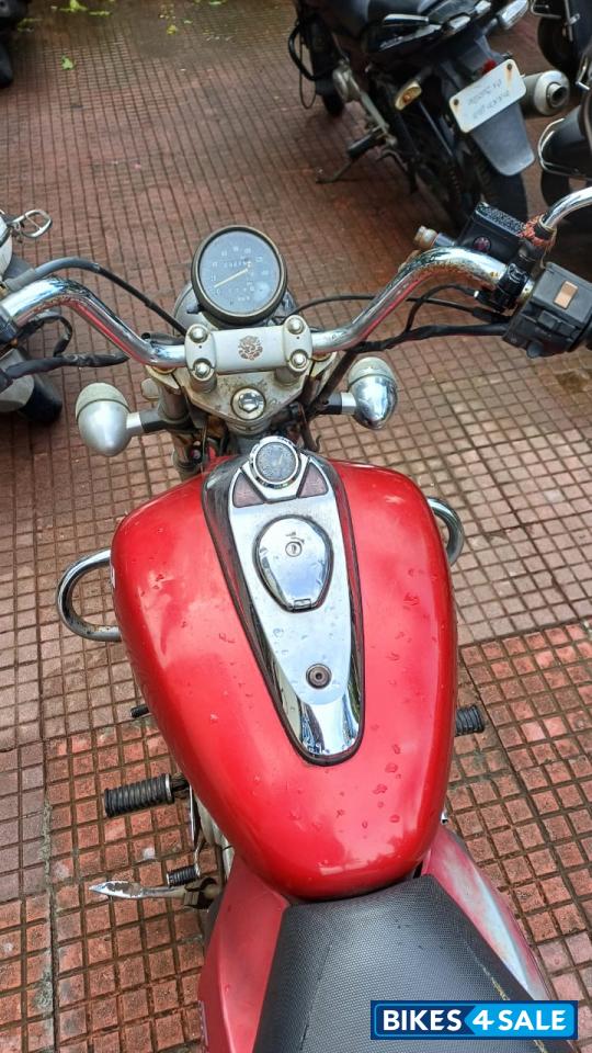 Bajaj Avenger 220 DTS-i
