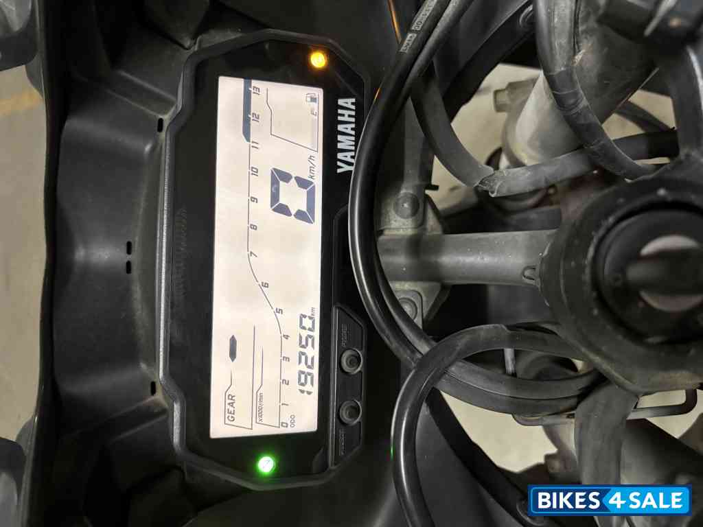 Black Yamaha YZF R15 V3 BS6