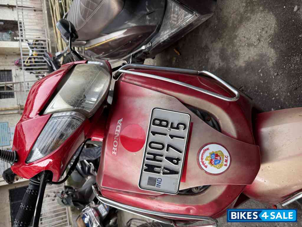 Red Honda Activa