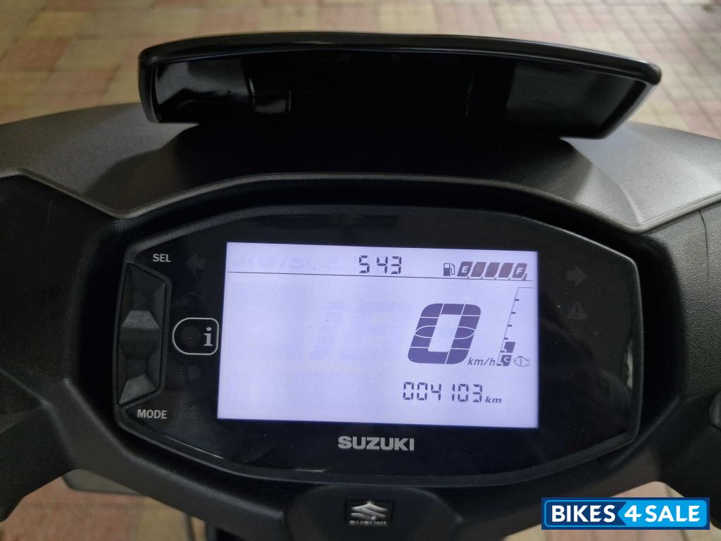 Suzuki Avenis 125 Ride Connect Edition