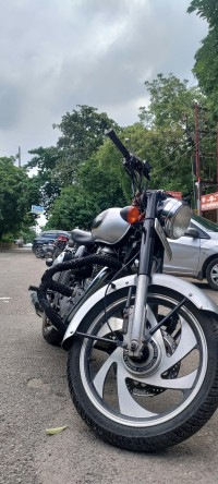 Royal Enfield Classic 500