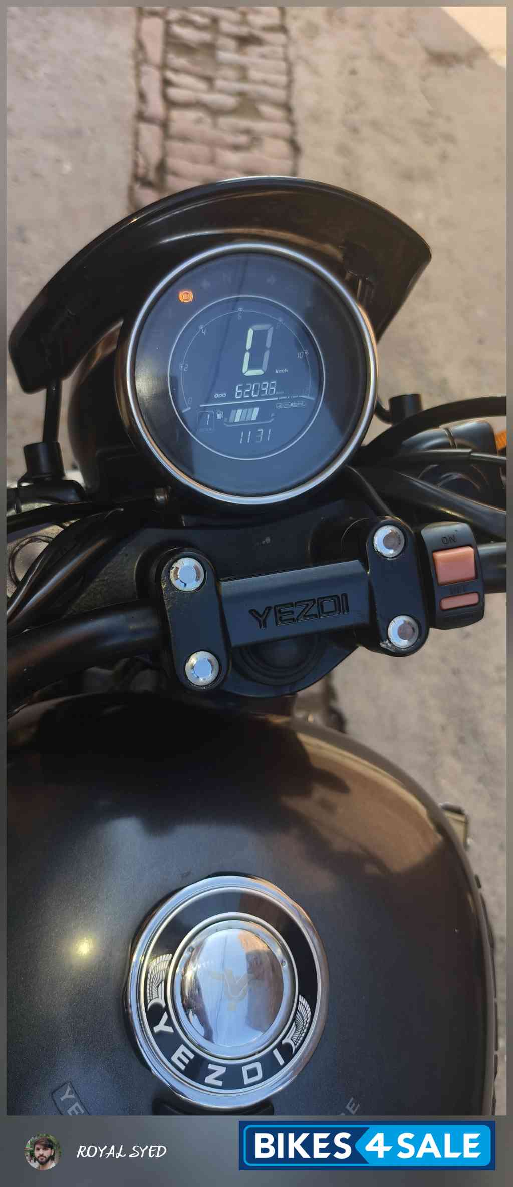 Smoke Grey Yezdi Roadster Dark