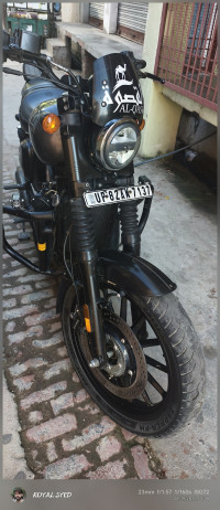 Smoke Grey Yezdi Roadster Dark