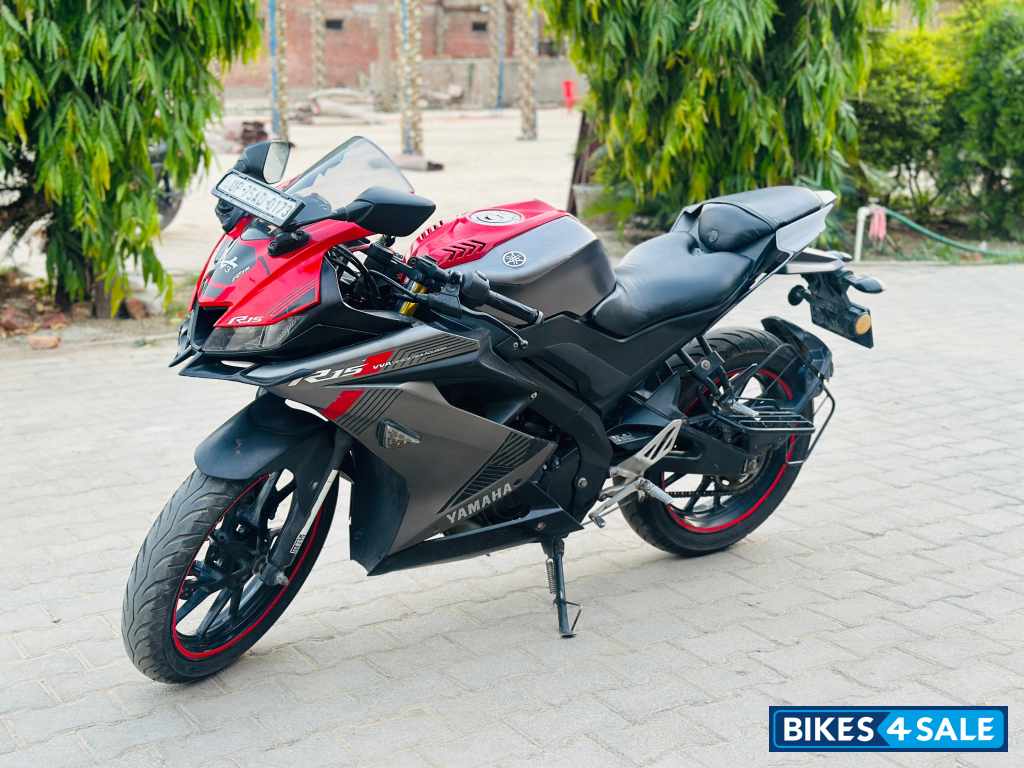 Red Yamaha YZF R15 V3