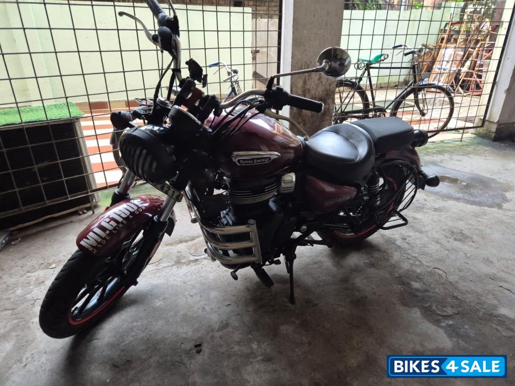 Royal Enfield Meteor 350 Stellar