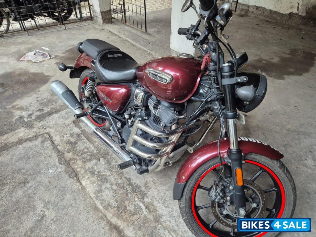 Royal Enfield Meteor 350 Stellar